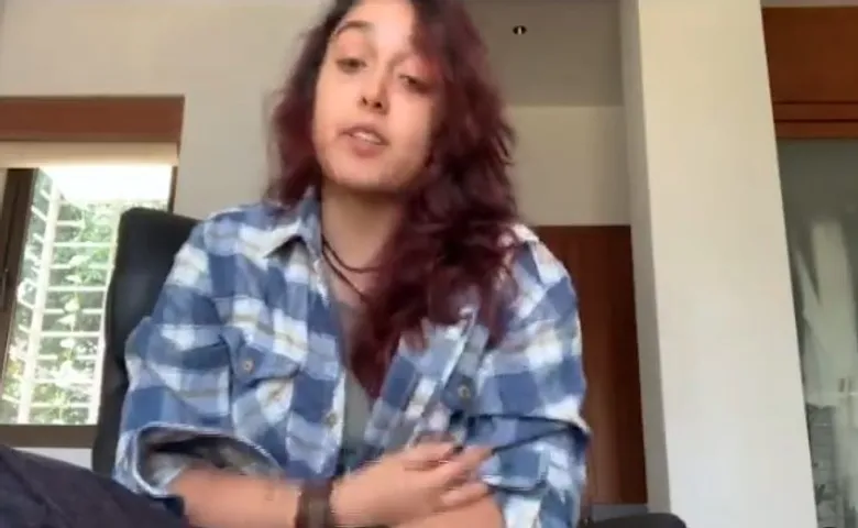 తన మానసిక ఆరోగ్య పరిస్ధితిపై అమీర్‌ఖాన్ కుమార్తె ఇరాఖాన్ ఎమోషనల్