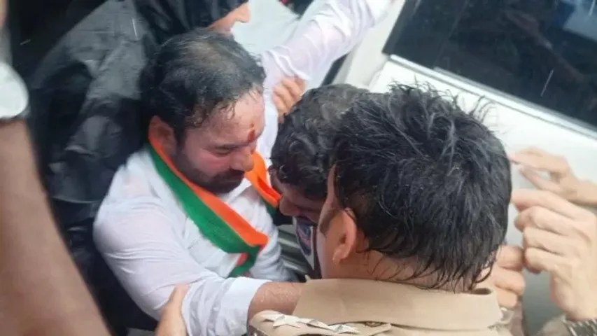 శంషాబాద్‌ వద్ద ఉద్రిక్తత.. కిషన్ రెడ్డి అరెస్ట్‌