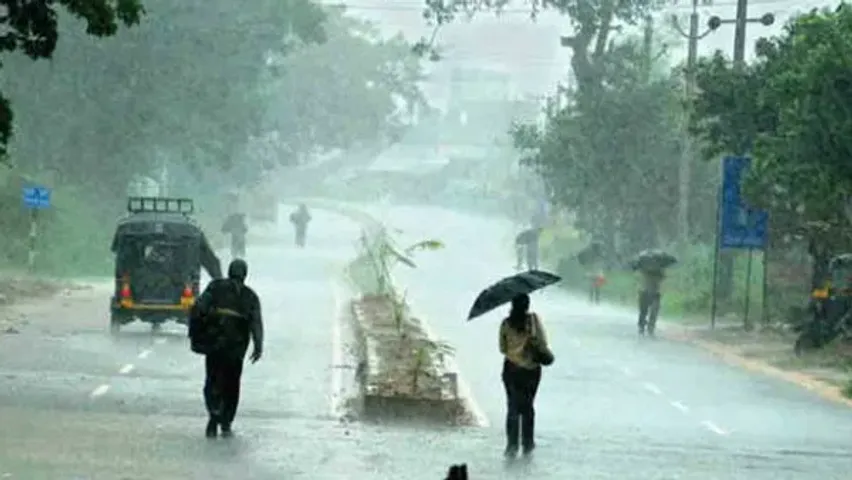National Weather Update Today : ఎక్కడ చూసినా వరుణుడి విధ్వంసమే.. అక్కడ కూడా నాన్ స్టాప్ బాదుడు..!!