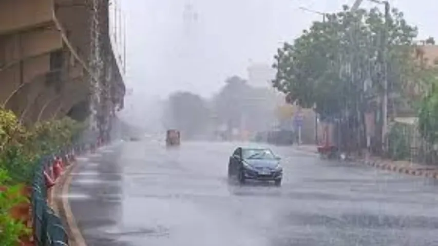 rain: తెలంగాణలో నేడు, రేపు భారీ వర్ష సూచన.. ఆయా జిల్లాలకు ఎల్లో హెచ్చరికలు