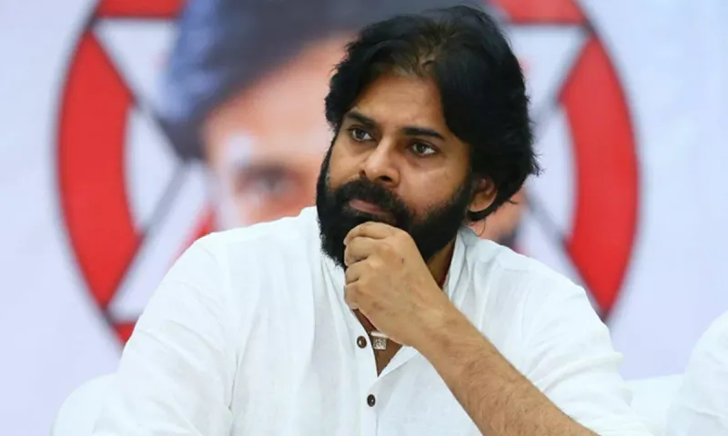 పవన్ కళ్యాణ్ సంచలన నిర్ణయం.. ఎన్నికల వరకూ ఇక అక్కడే!!