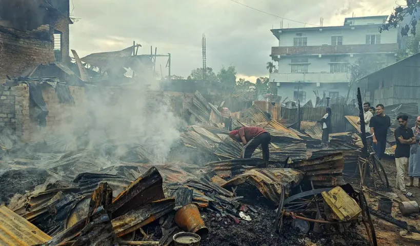 మణిపూర్‌లో సామూహిక ఖననంపై హైకోర్టు స్టే