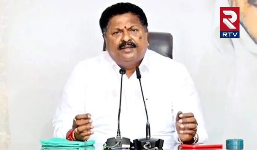 పెద్దిరెడ్డి చిత్తూరు జిల్లాను శాసిస్తున్నారన్నారు..