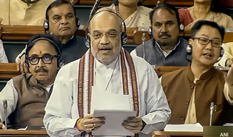 ఆ యాక్ట్ ల స్థానాల్లో కొత్త చట్టాలు... కీలక బిల్లులు ప్రవేశ పెట్టిన అమిత్ షా....!
