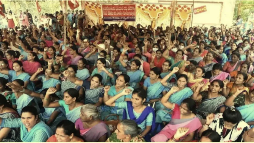 అంగన్వాడీలకు ఉద్యోగ భద్రత కల్పించాలి....!