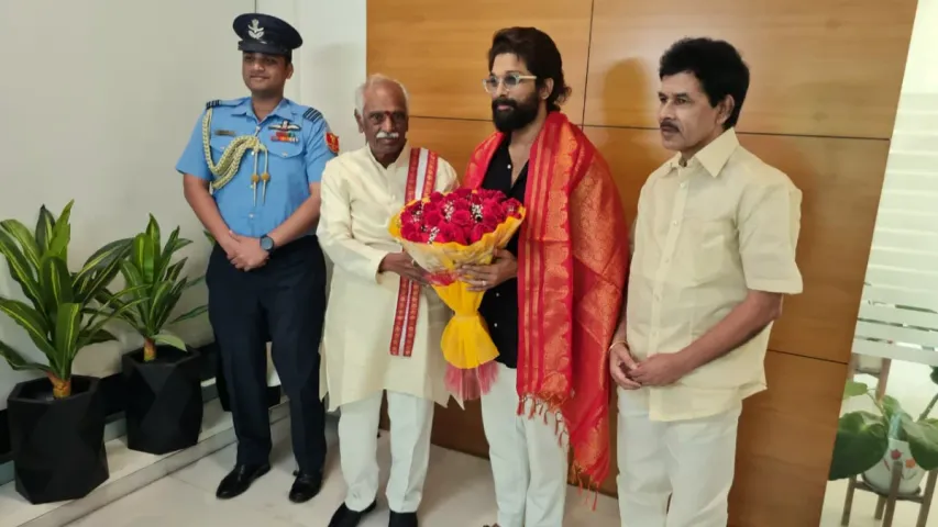 అల్లు అర్జున్‌ని కలిసి అభినందించిన గవర్నర్ దత్తాత్రేయ