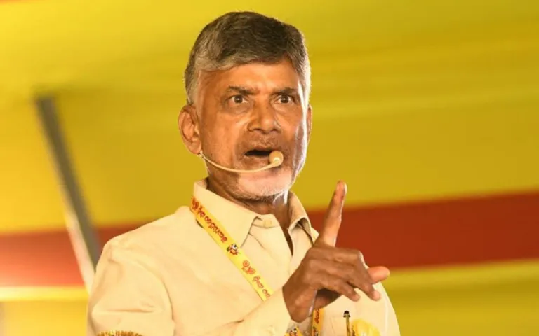 "భవిష్యత్తుకు గ్యారెంటీ"లో మండపేటలో రైతులతో సీబీఎన్ రచ్చబండ