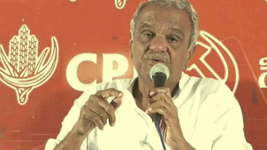 నిన్నటి దాకా మోడీపై మొరిగిన సీఎంలు ఇప్పుడు.... సీపీఐ నారాయణ ఫైర్...!