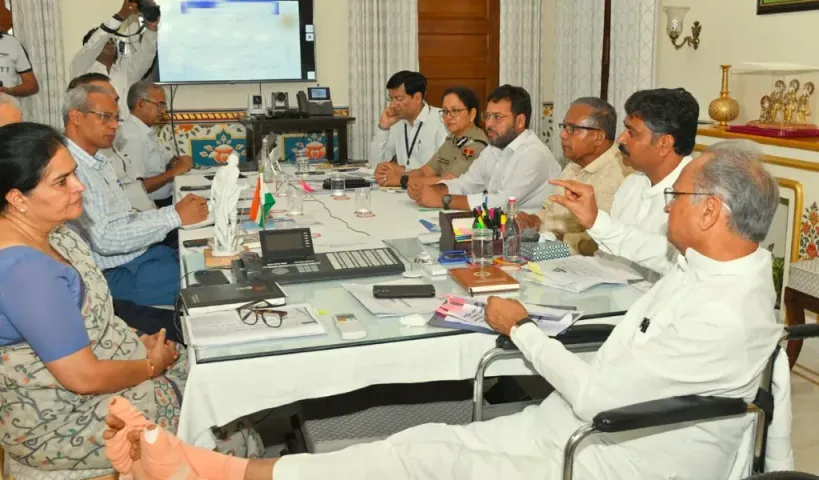 మహిళలను వేధిస్తే ఇక ప్రభుత్వ ఉద్యోగానికి అనర్హులు... ప్రభుత్వం కీలక నిర్ణయం....!