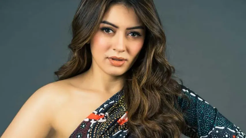 Hansika Motwani:రోబోగా మారబోతున్న ఆపిల్ బ్యూటీ