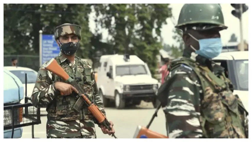 Terror: అగస్టు 15న ఉగ్రదాడులకు ప్లాన్..... అలర్ట్ అయిన భద్రతాదళాలు...!