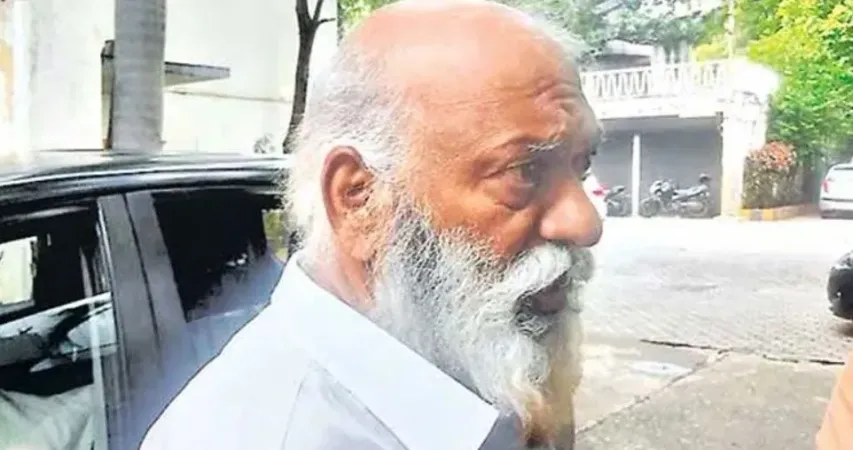 JC Prabhakar Reddy: తాడిపత్రిలో టెన్షన్ వాతావరణం.. జేసీ ప్రభాకర్ రెడ్డికి నోటీసులు