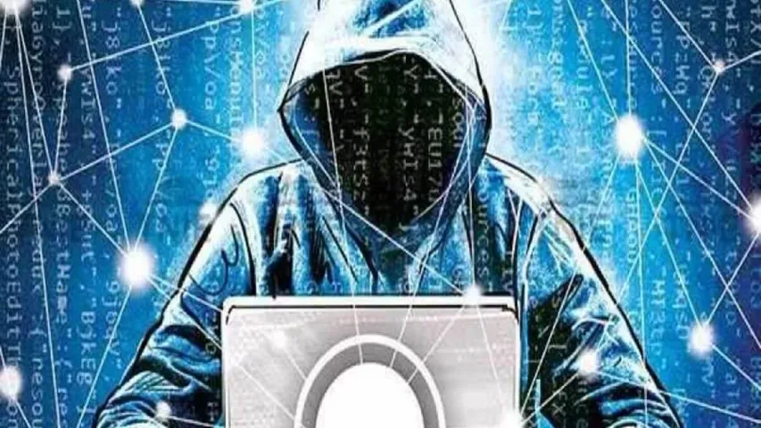 Online Honey Trap: హైదరాబాద్ లో రెచ్చిపోతున్న హనీట్రాప్ ముఠాలు..ఖాకీల పేరునే వాడేస్తున్న మోసగాళ్ళు!!