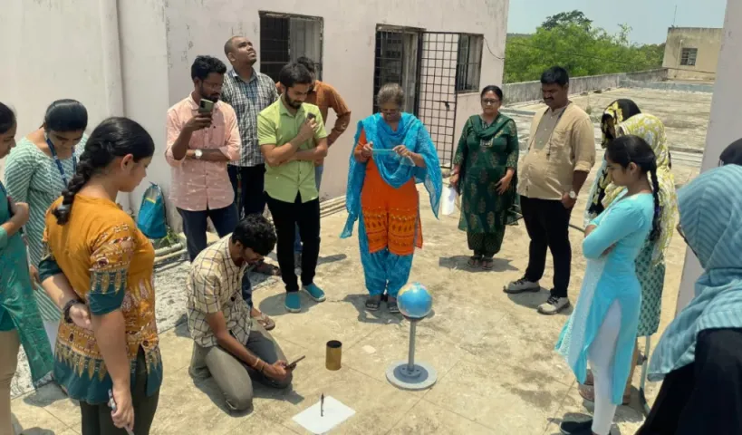 హైదరాబాద్‌లో మరోసారి జీరో షాడో డే.. రేపు ఆ టైమ్‌లో నీడ కనపడదు బాసూ..!