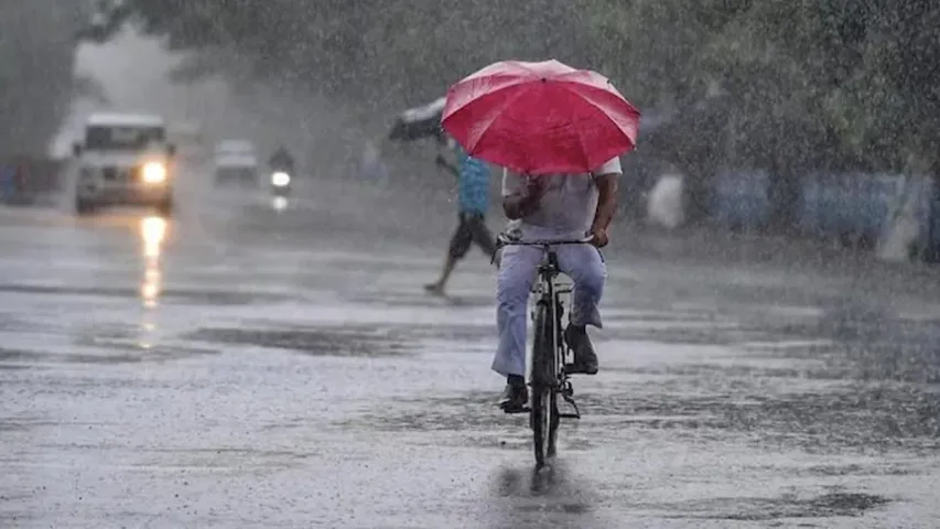 Rain Alert: మరో నాలుగు రోజులు వర్షాలే వర్షాలు.. అప్రమత్తంగా ఉండాలంటూ వాతావరణ శాఖ అలర్ట్..