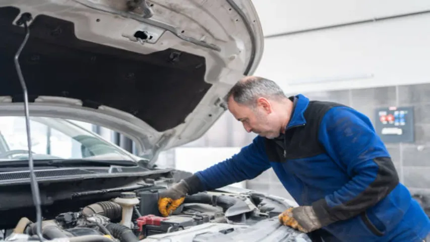 Car Mileage Tips : చలికాలంలో కారు లేదా బైక్ మైలేజీని పెంచాలంటే ఈ టిప్స్ ట్రై చేయండి..!!