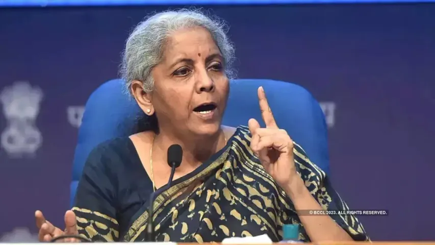 Nirmala Sitharaman: ఎంపీ స్వాతి మలివాల్‌పై దాడికి కేజ్రీవాల్ కారణం.. నిర్మల సీతారామన్ కీలక వ్యాఖ్యలు