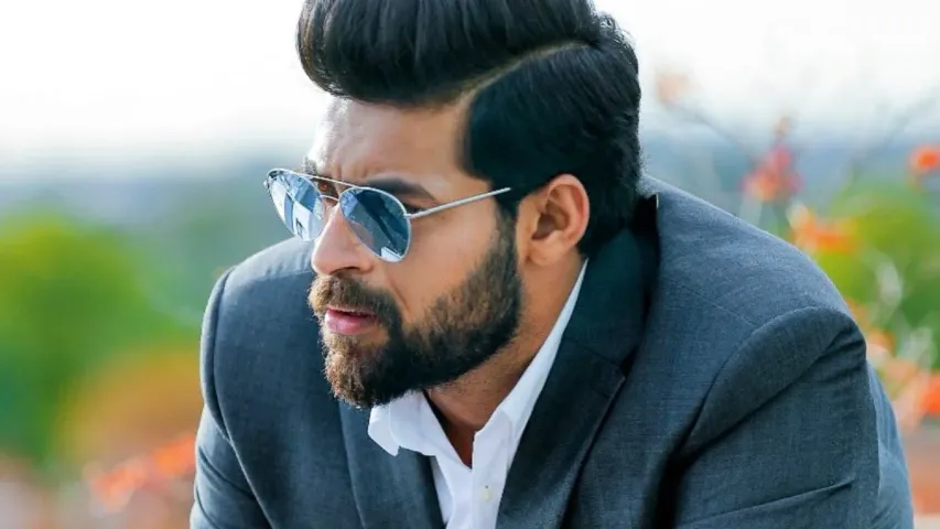 Varun Tej : అక్కడ ఎంజాయ్ చేస్తున్న మెగా హీరో.. !!