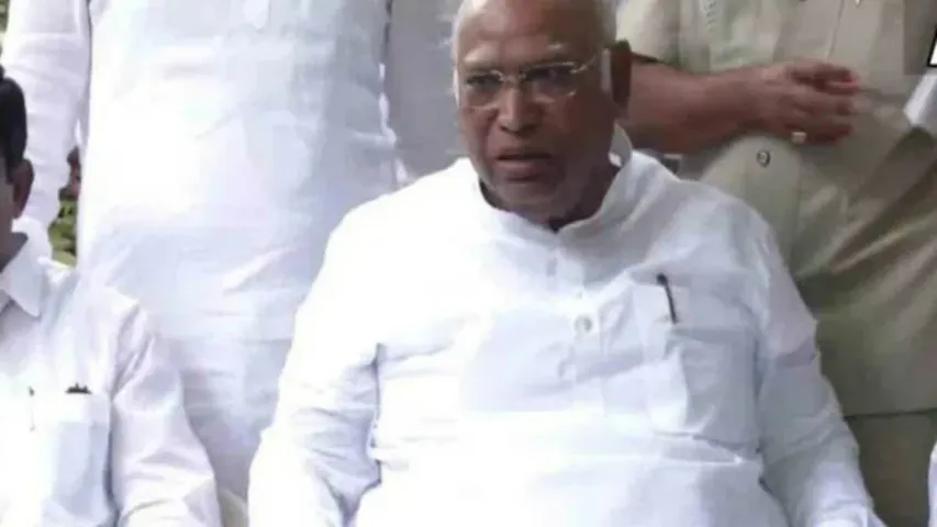 Kharge: బీజేపీ వారు నీచరాజకీయాలు చేస్తున్నారు: ఖర్గే!