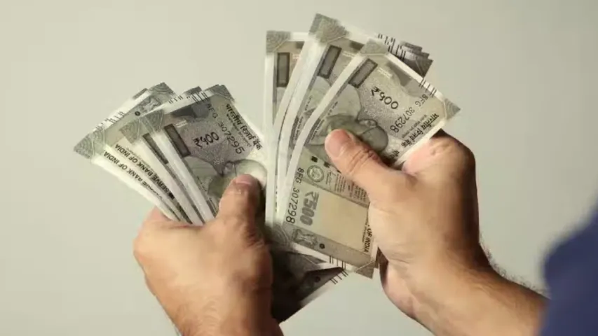 PM Vishwakarma Yojana: మీకు 18 ఏళ్లు నిండితే...సర్కార్ 3 లక్షలు ఇస్తోంది..పూర్తి వివరాలివే..!!