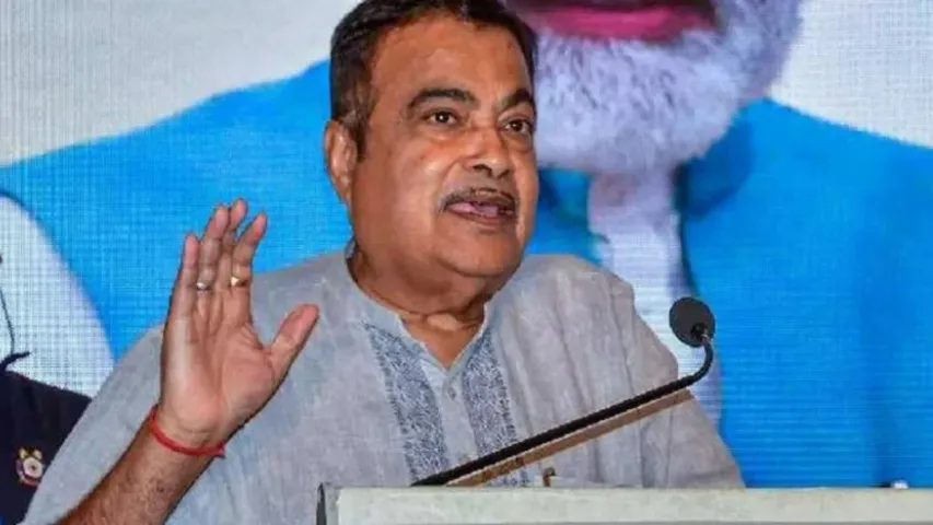 Nithin Gadkari: కారులో ఆరు ఎయిర్‌ బ్యాగులు.. కేంద్ర మంత్రి ఏమన్నారంటే!