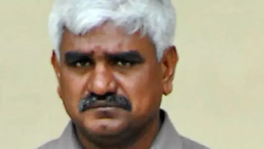 YSR: వైఎస్‌ అనుచరుడి పై కేసు నమోదు!