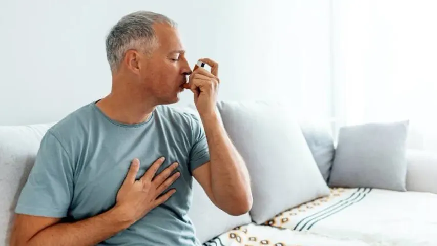 Health Tips: ఈ నాలుగు ఆహారాలు తినండి.. ఆస్తమా నుంచి రిలీఫ్ పొందండి..
