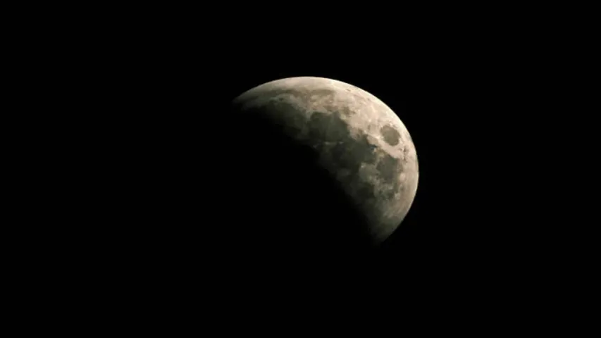 Lunar Eclipse 2023 : నేడే చంద్రగ్రహణం...ఈ 5 పనులు అస్సలు చేయకండి..!!