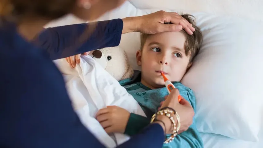 Fever Syndrome: మీ పిల్లలకు పదే పదే జ్వరం వస్తుందా? ఇదే కారణం కావొచ్చు..!