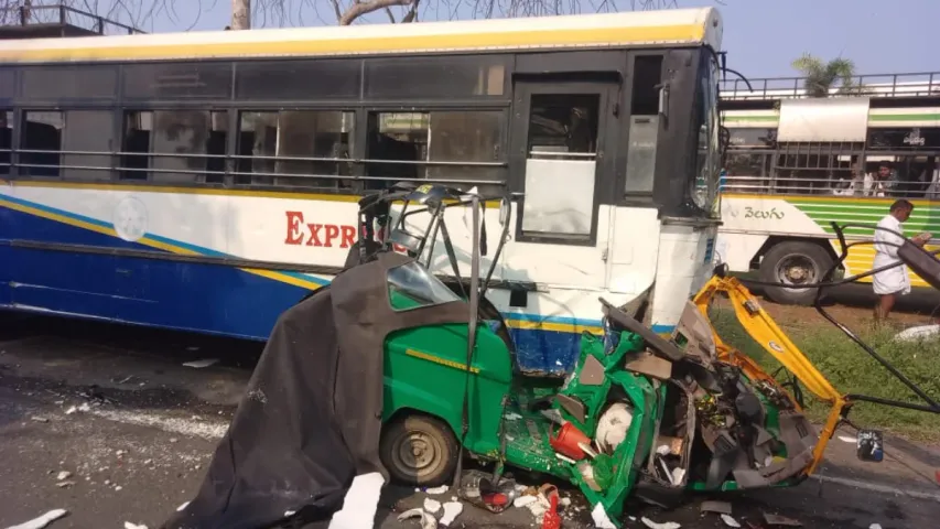 Kadapa Road Accident: కడప జిల్లాలో ఘోర రోడ్డు ప్రమాదం.. స్పాట్లో నలుగురు మృతి