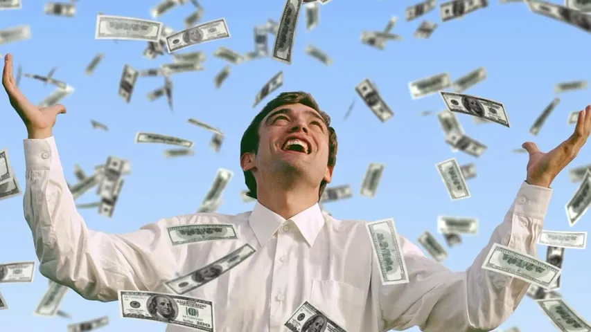 Lottery: రాత్రికి రాత్రే రూ. 10 కోట్ల జాక్ పాట్.. ఈ దంపతులు ఏం చేశారో తెలిస్తే షాకే..!
