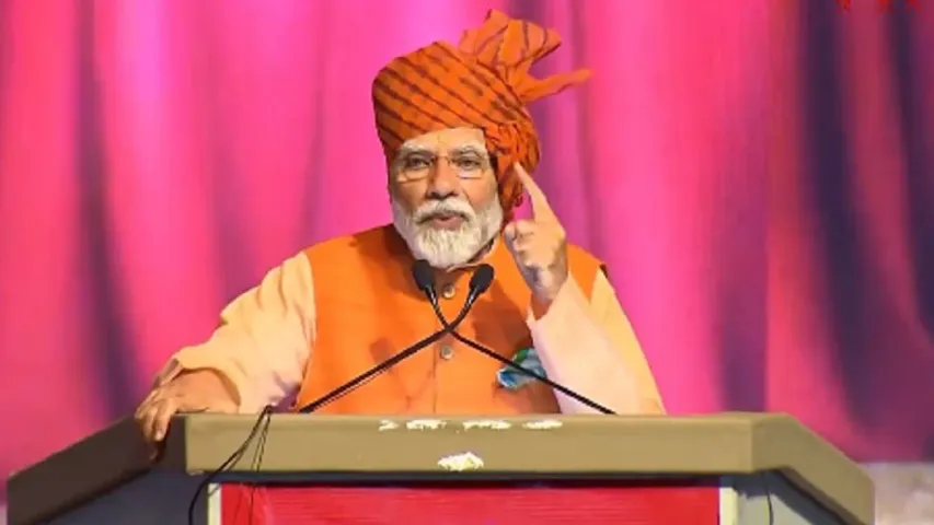 PM Modi: ప్రతిఒక్కరూ 10 ప్రతిజ్ఞలు చేయండి.. దేశ ప్రజలకు ప్రధాని మోదీ పిలుపు