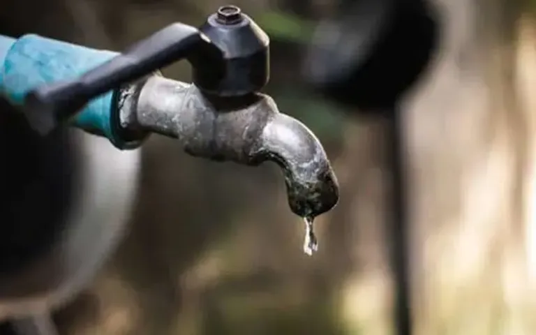 HMWSSB Updates: హైదరాబాద్ వాసులకు అలర్ట్.. ఆ ప్రాంతాలకు నీటి సరఫరా బంద్.. వివరాలివే!