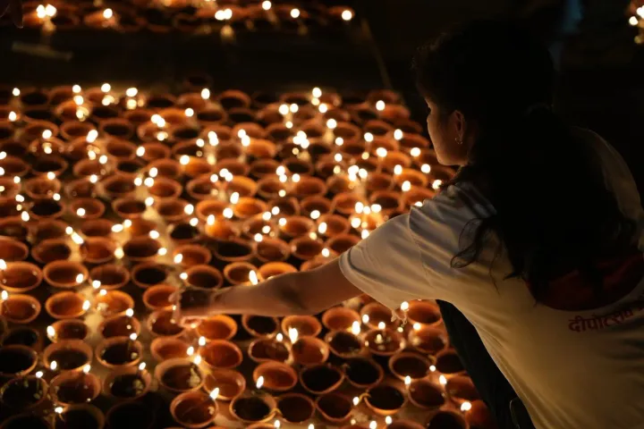 Deepawali: దీపావళి నాడు తప్పక పాటించాల్సిన ఆచారాలు ఇవే: చాగంటి కోటేశ్వరరావు