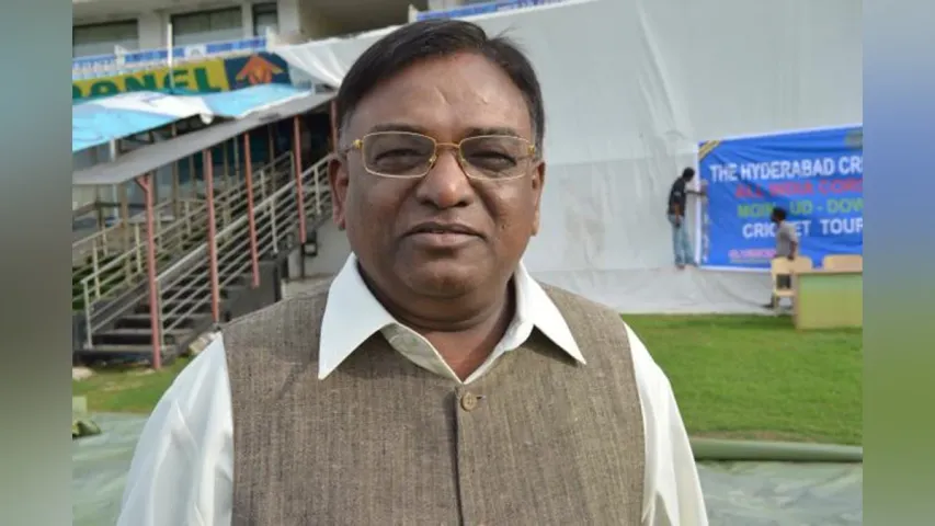 ED Raids: గడ్డం వినోద్, మాజీ క్రికెటర్ల ఇళ్లలో ఈడీ సోదాలు..