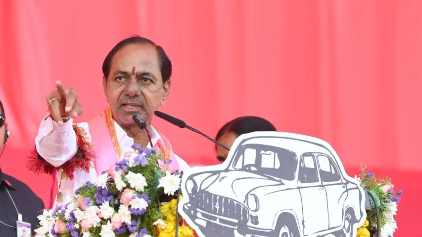 KCR : కేసీఆర్ మాస్ రీ-ఎంట్రీ.. అక్కడ తొలి బహిరంగ సభతో.