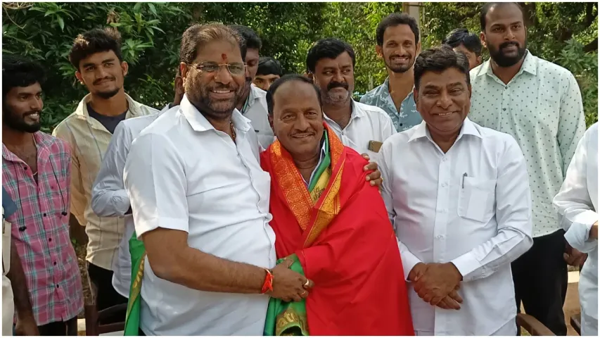 ఖమ్మం జిల్లాలో కాంగ్రెస్ కు బిగ్ షాక్.. బీఆర్ఎస్ లోకి మాజీ మంత్రి!