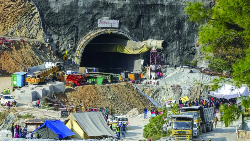 Uttarakhand tunnel:10 మీటర్ల దూరంలో కూలీలు..సాయంత్రానికి బయటకు వచ్చేస్తారా?