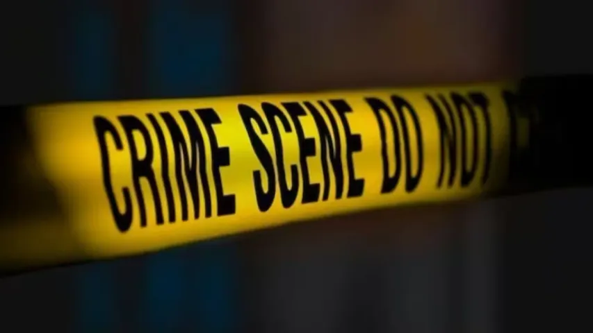 Crime: తల్లితో కలిసి ఉండటం ఇష్టం లేక కూతురు ఆత్మహత్య..