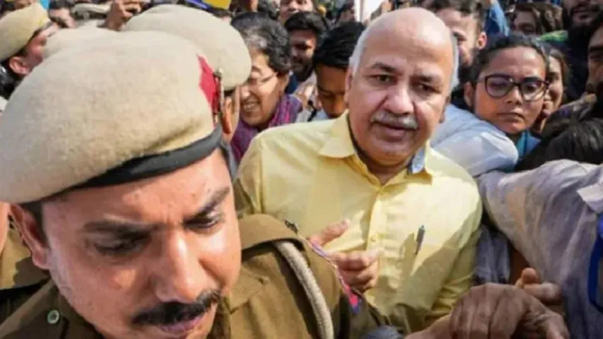 Manish sisodiya: నా భార్యను కలవాలని ఉంది..కోర్టులో పిటిషన్‌ వేసిన సిసోడియా!
