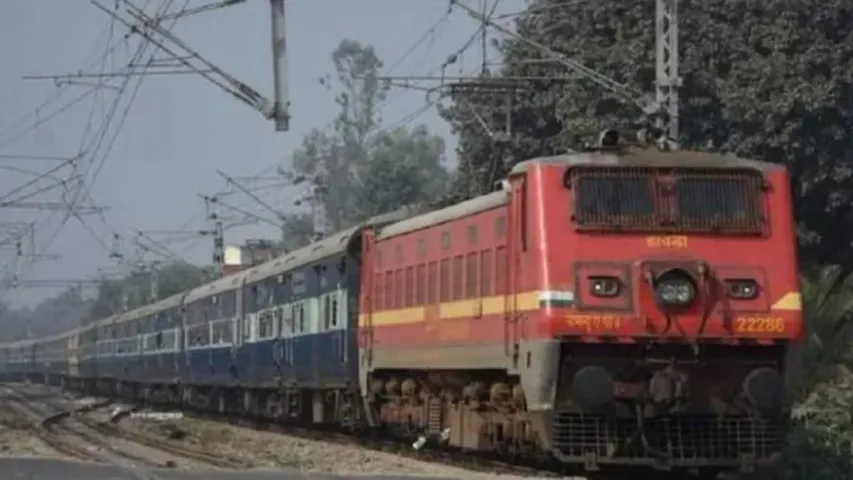 Trains Cancelled: విజయవాడ డివిజన్ లో భారీగా రైళ్లు రద్దు.. వివరాలివే!