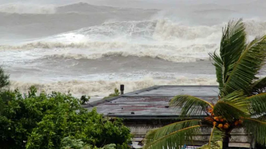 Cyclone:తరుముకొస్తున్న మిచౌంగ్..నెల్లూరుకు 20కి.మీ, బాపట్లకు 110 కి.మీ దూరంలో కేంద్రీకృతం