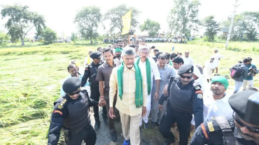 CBN: ఒక్కో ఇంటికి రూ. 5 వేలు.. చంద్రబాబు కీలక నిర్ణయం