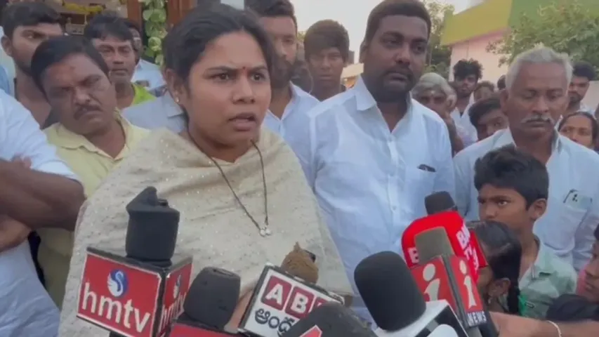 ఆళ్లగడ్డలో తీవ్ర ఉద్రిక్తత.. మాజీ మంత్రి భూమా అఖిల అరెస్టుకు యత్నం