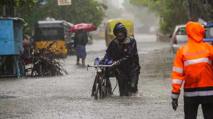 Michaung Cyclone: మిచౌంగ్‌ తుఫాన్ ఎఫెక్ట్‌.. తమిళనాడులో 12 మంది మృతి