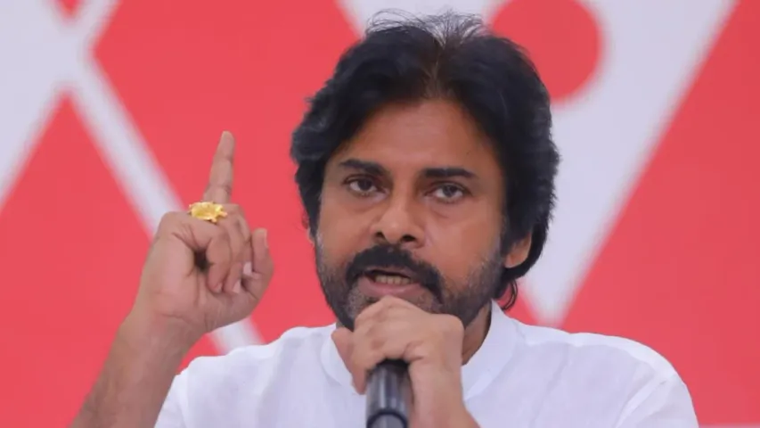 Pawan Kalyan: పవన్‌ కల్యాణ్‌కు షాక్‌.. వారాహి యాత్రను అడ్డుకున్న పోలీసులు