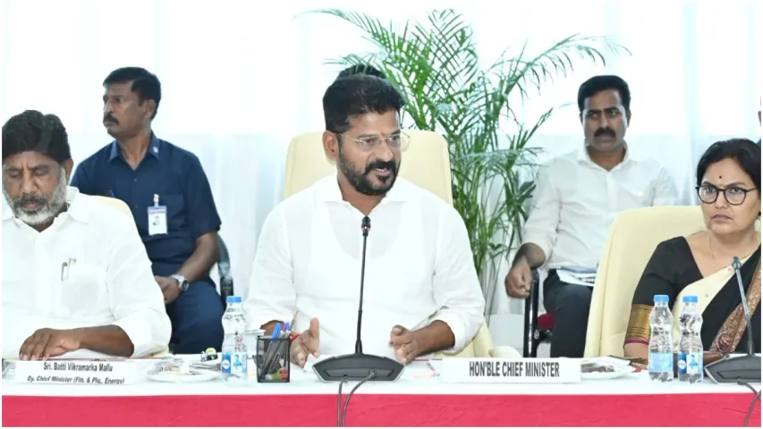 TS New Ration Cards: రేషన్ కార్డు దరఖాస్తుకు ఎదురుచూస్తున్న వారికి షాక్.. అప్లికేషన్లు మరింత ఆలస్యం.. కారణమిదే!