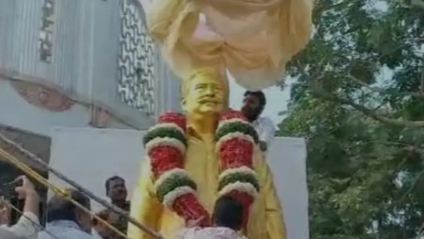 Gudiwada: నటుడు కైకాల సత్యనారాయణ కాంస్య విగ్రహావిష్కరణ