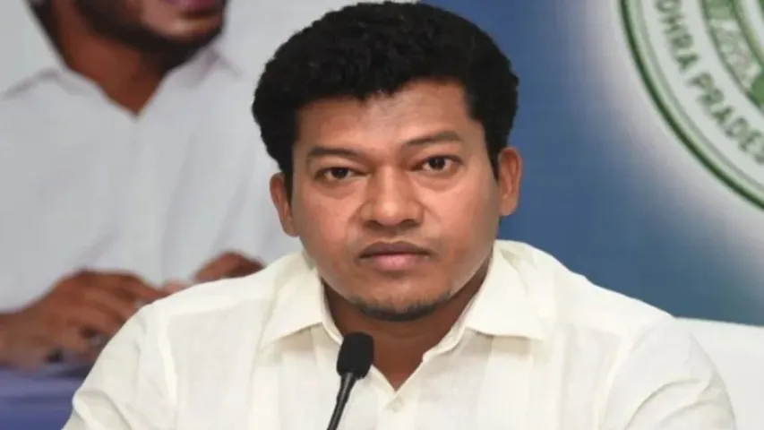 పవన్ సీటు మార్చుకుంటే తప్పు లేదు కానీ.. మేము కో ఆర్డినేటర్‌లను మార్చితే తప్పా: మంత్రి సిదిరి ఫైర్
