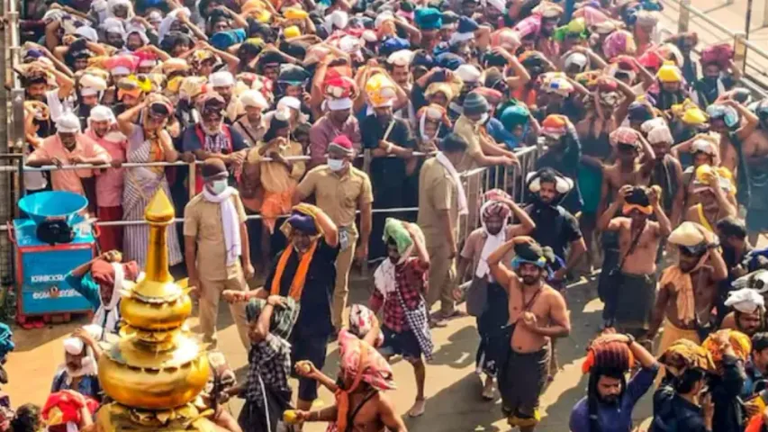 Sabarimala: శబరిమల ఏర్పాట్లపై బీజేపీ, కాంగ్రెస్‌ ఫైర్‌..కనీసం నీరు కూడా ఇవ్వారా అంటూ..!